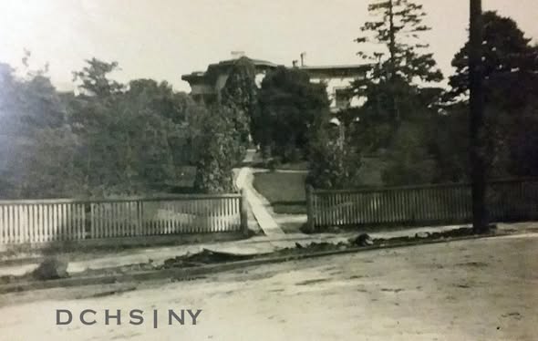 Robert Sanford House